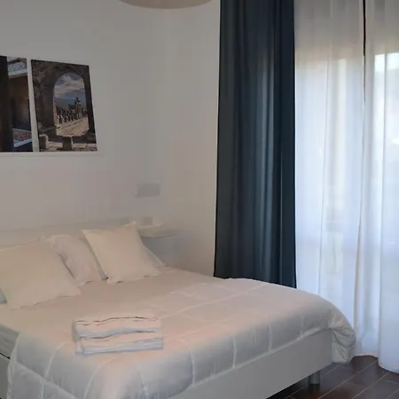 فندق مبيت وإفطار Gio House بومبيي