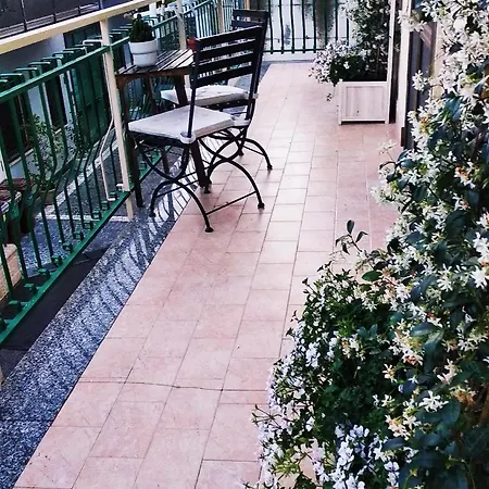 فندق مبيت وإفطار Gio House بومبيي