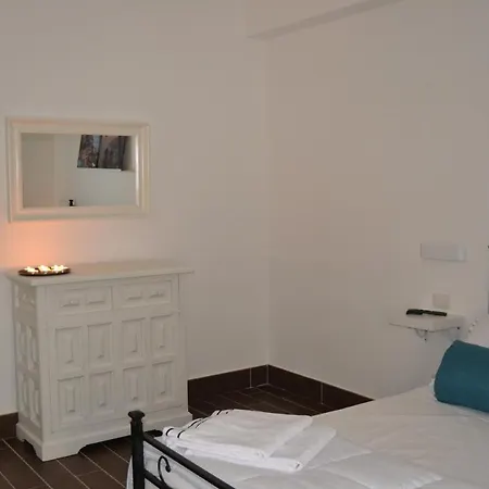Gio House Pompeja