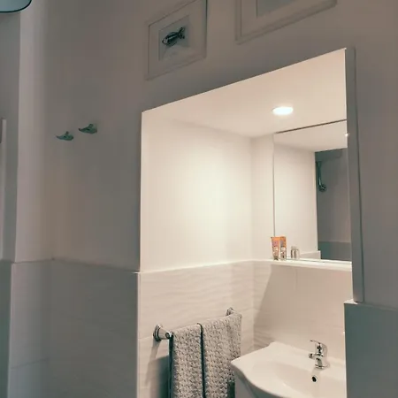 Gio House Nocleg ze śniadaniem Pompeja